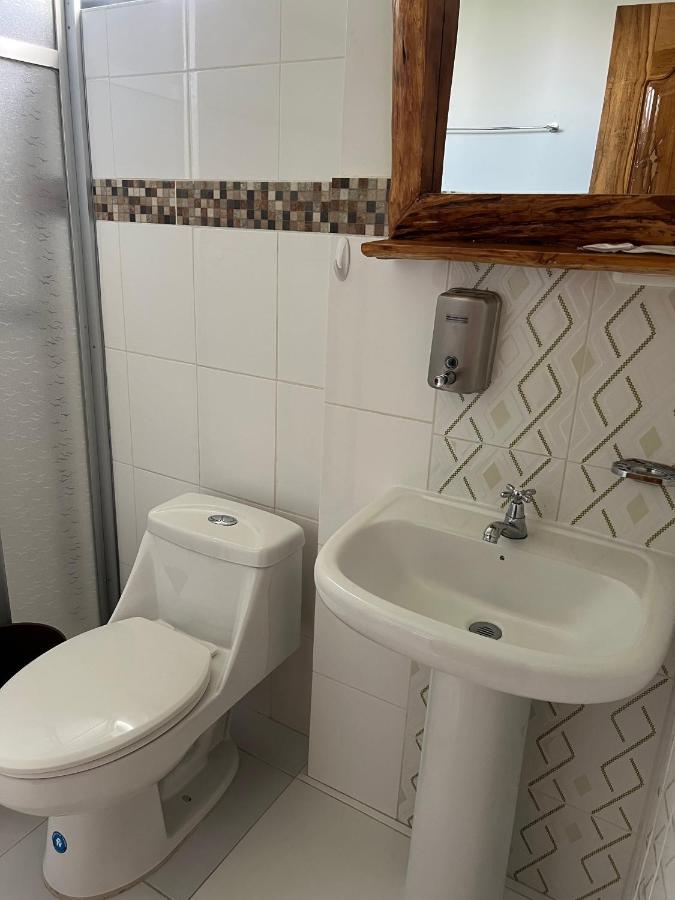 Hostal Alpachaca - New Quito Airport Tababela Eksteriør bilde